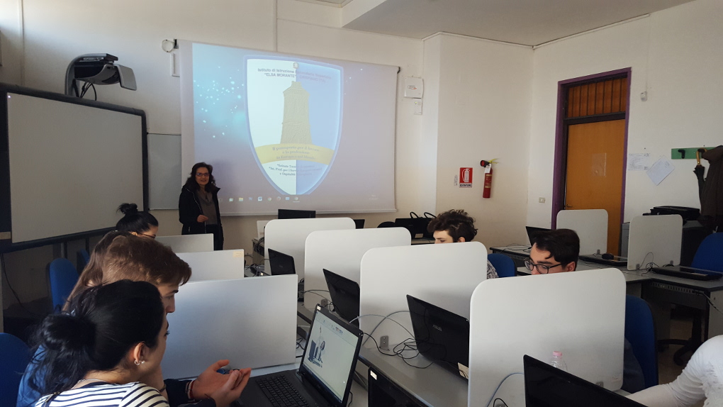 lezione in aula informatica